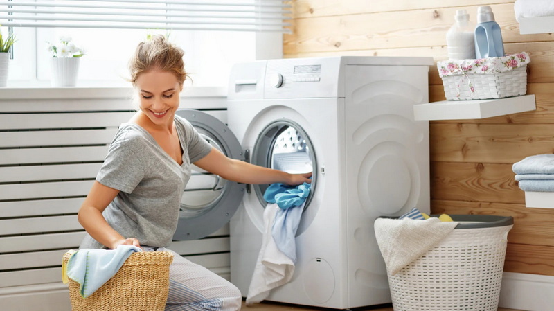 How To Wash Fitted Sheets in Washing Machine