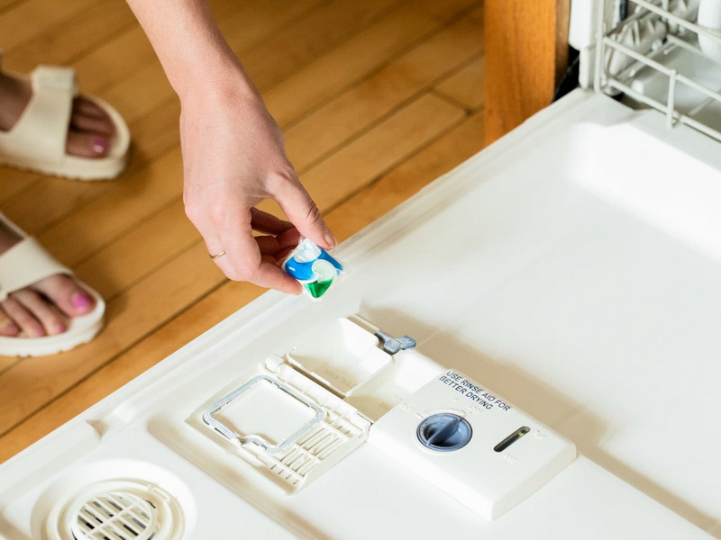 How Do You Use Dishwasher Pods
