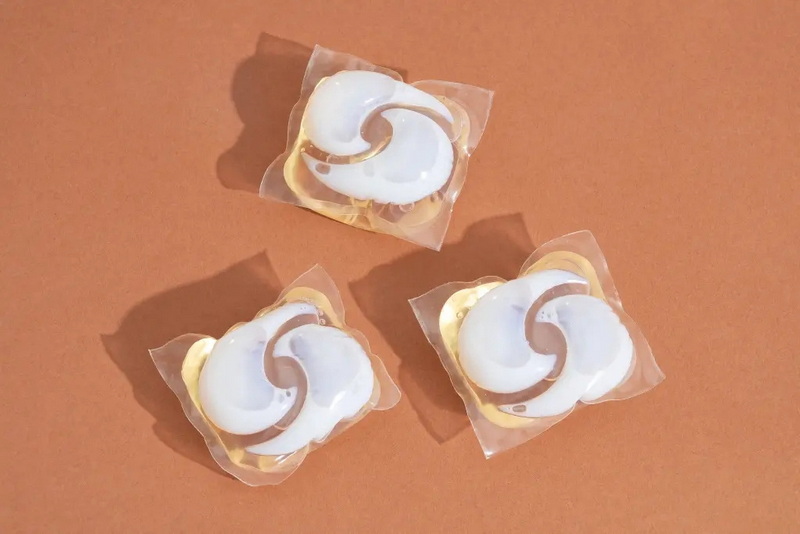 Are Laundry Pods Good for Whites And Colors