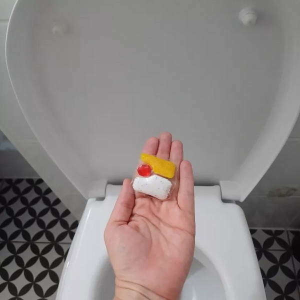 Can I Put A Dishwasher Pod in My Toilet Tank?