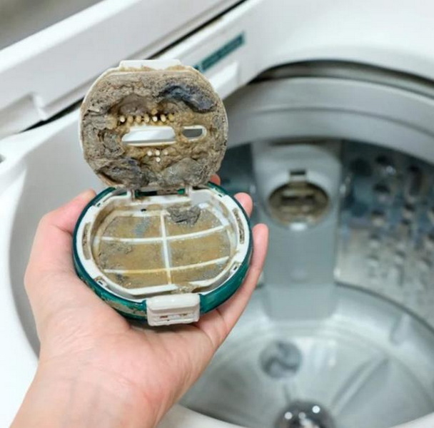 Clean A Washing Machine with A Dishwasher Tablet