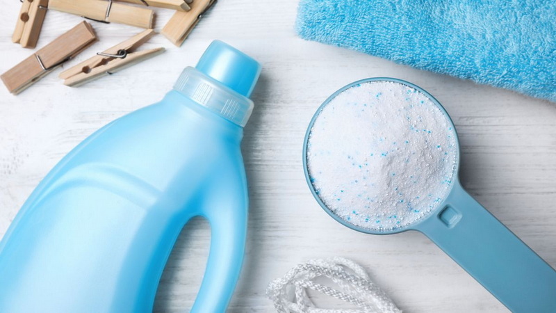 Are Pods Better Than Liquid Laundry Detergent?