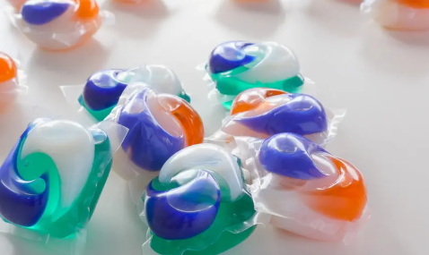 Does Laundry Detergent Pods Leave Spots on Clothes