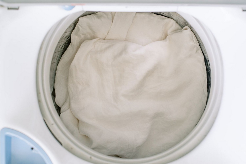 Can You Machine Wash Linen Sheets?