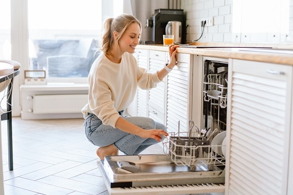 Can You Use Dishwasher Pods To Clean Garbage Disposal