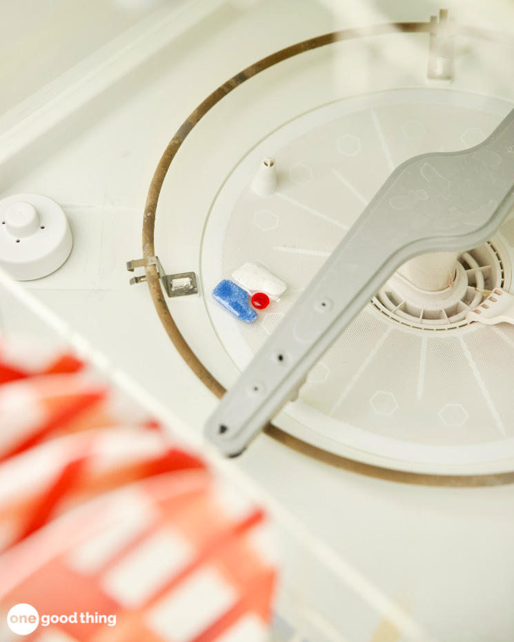 dishwasher detergent pods