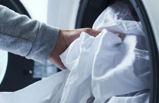 How To Whiten Yellowed Sheets in Washing Machine