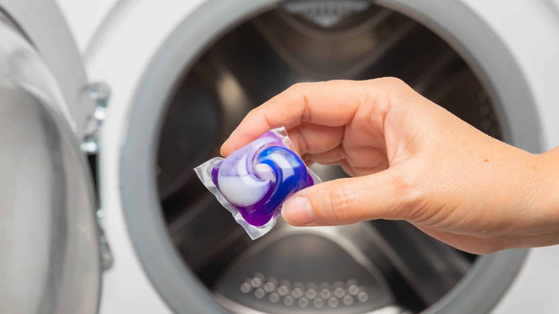 Do You Put Laundry Pods in with Clothes?