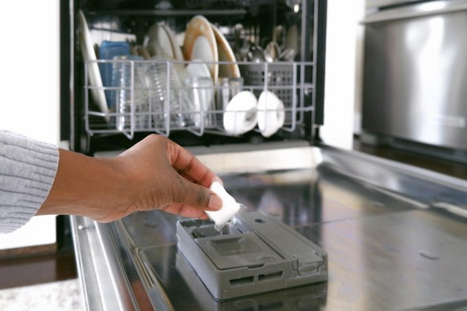 Are Pods Or Liquid Better for Dishwasher?