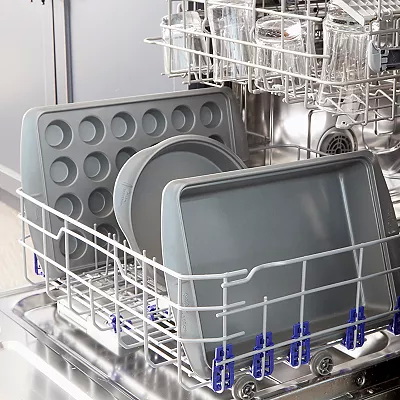 Are Non Stick Baking Sheets Dishwasher Safe